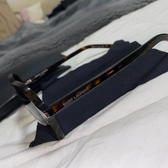 Brand new Saint Laurent Sunglasses - Picture 3 of 8
